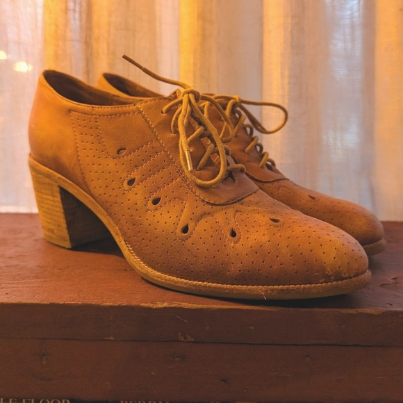 Jeffrey Campbell Shoes - Jeffrey Campbell Oxford Shoes